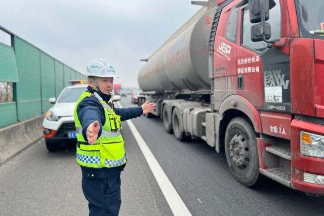 1739838531318586.jpg 16.jpg